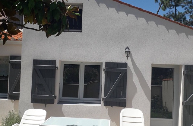 Charmante maison au calme près de la plage, jardinet privatif, 4 pers, animaux sur demande