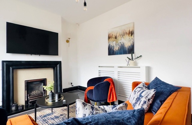 Charming Worsley Home w/ parking