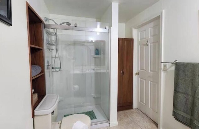 Charming1-bedroom apartment w/ AC, WiFi in upscale east-side neighborhood