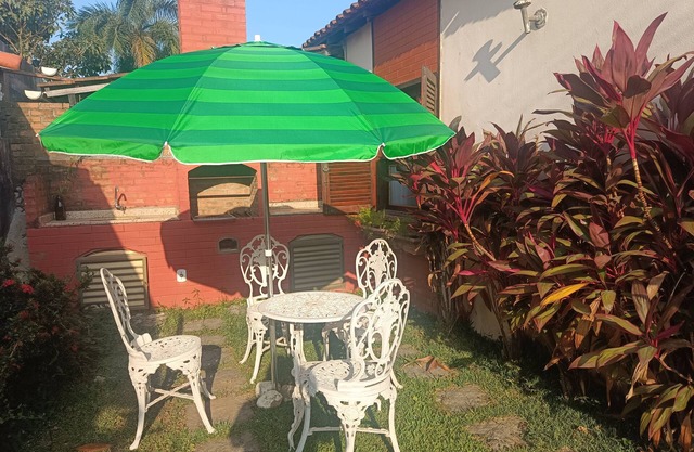 Charmosa, Segura, Confortável e com Ótima Internet