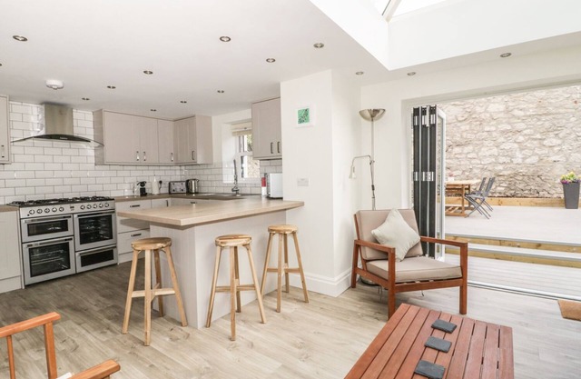 Charnwood Villa