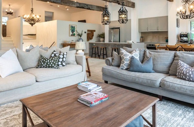 Beautiful Provincial Home Red Hill