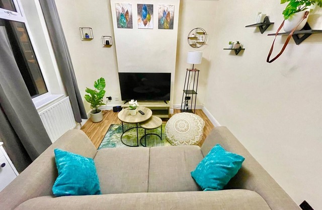 Charter House with good Wifi