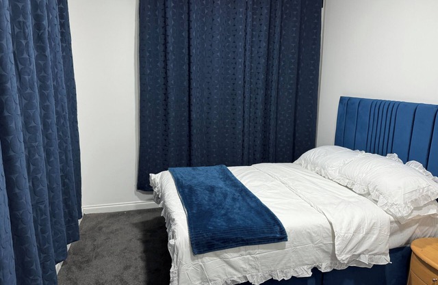 Cheam Apartment