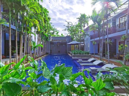 Cheata Residence