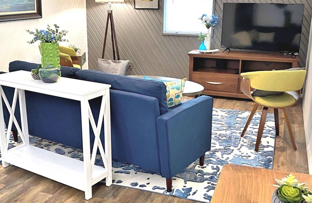 Cheatham Cottage--Convenient and Cozy!