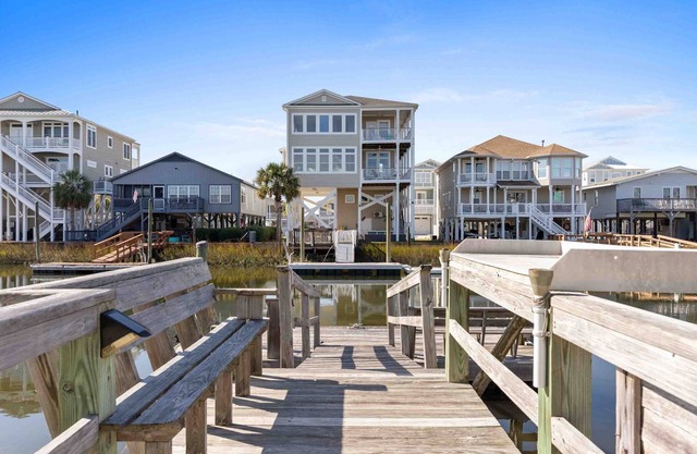 Cheek to Cheek 2 on Ocean Isle Beach, Canal with boat slip