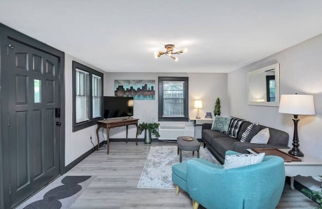 Cheerful 2BR in Earlewood