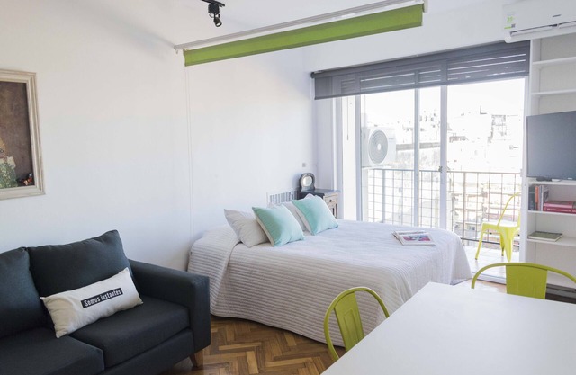 Studio lumineux au coeur de Recoleta avec vue!