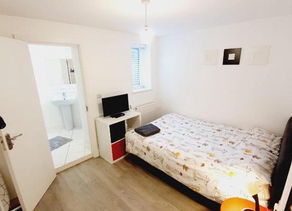Chelmsford Town Centre New Modern Apartments