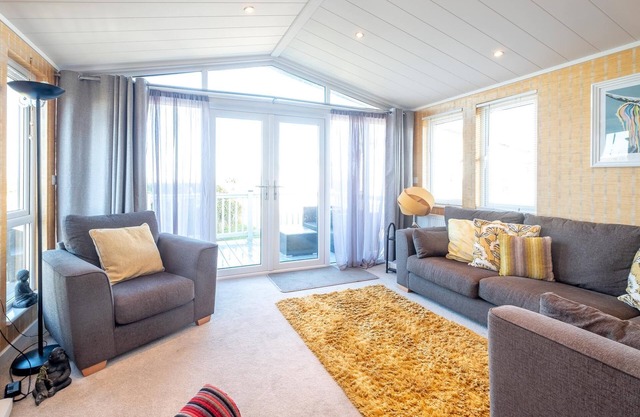 Chelsea Lodge - sleeps 4 guests in 2 bedrooms
