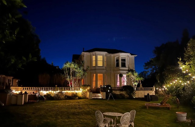 Chelston House Villa By The Sea