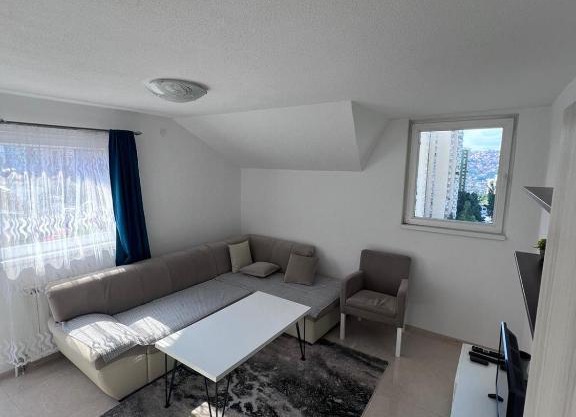 Cherry Apartments