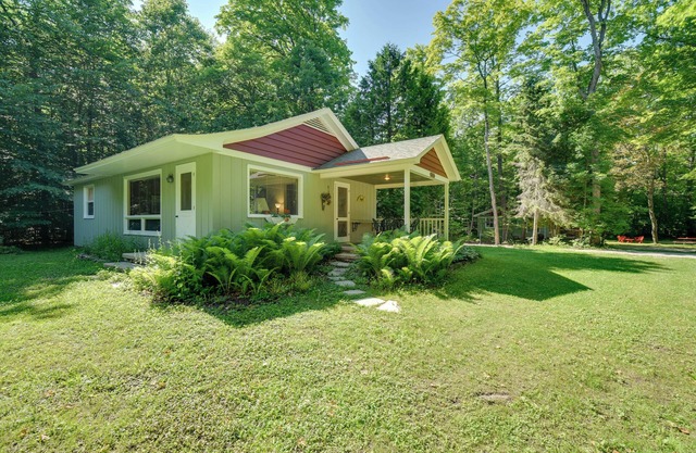 NOUVEAU! 'Cherry Cottage' près de Peninsula State Park!