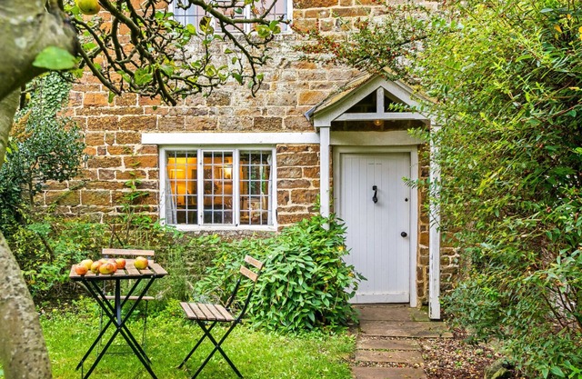 Cherry Tree Cottage - 3 Bed Countryside Retreat!