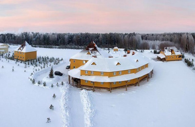 Chesnava Holiday Park