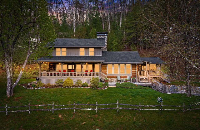 Chestnut House by CM | Pet-Friendly Cabin w/Mountain Views & River Access
