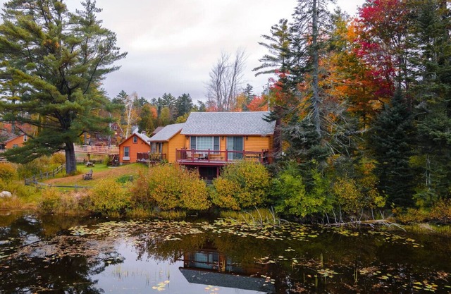 Chestnut Studio: Historic Lakeside Log Cabin