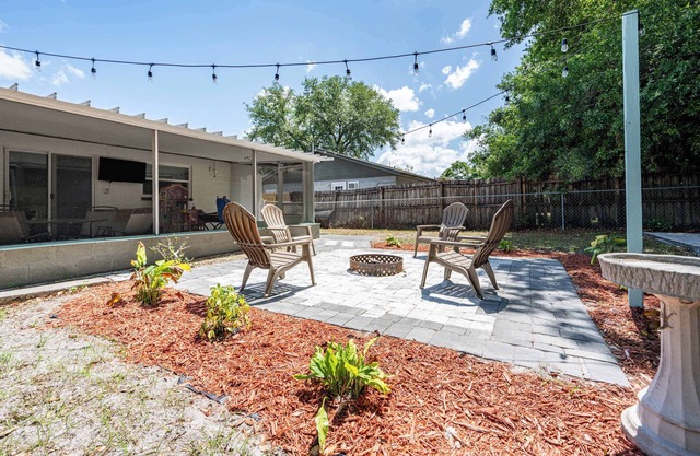 Chic 3BR Lakeland Home, Fenced Yard, Sleeps 11
