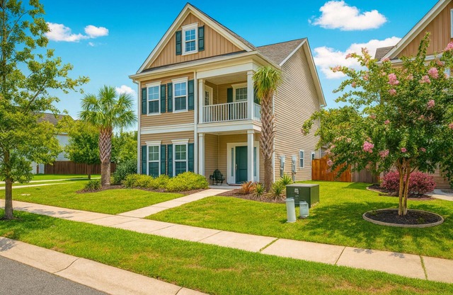 Chic 3BR Retreat on Johns Island/Pet-Friendly, Full Amenities, Near Beaches