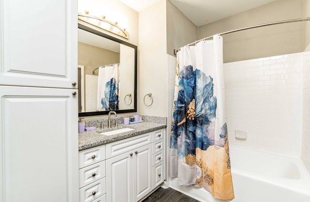 Chic and Cozy 3Bedroom Condo!