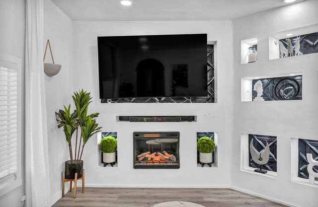 Chic and Modern Retreat in Cleveland