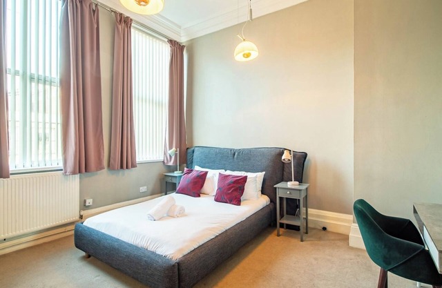 Chic Apartment Near City Center in Sheffield