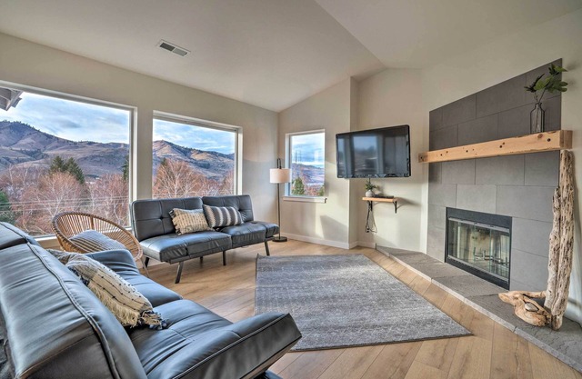 NOUVEAU! Condo chic avec balcon, à pied du lac et Dwtn!