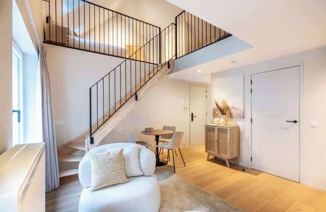 Chic Duplex Studio with City Views Ghent