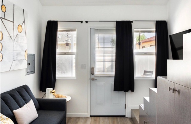 Chic Mini Loft Guest House