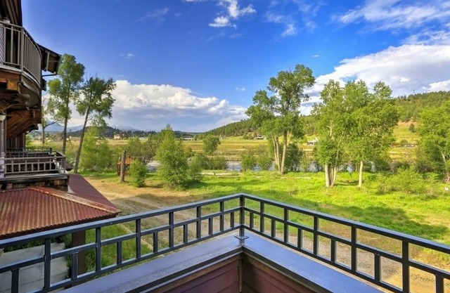 Chic Pagosa Springs Condo with Porch - Walk to Shops