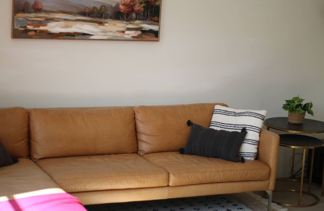 Chic Spacious Pasadena 1BR by Rose Bowl + Old Town