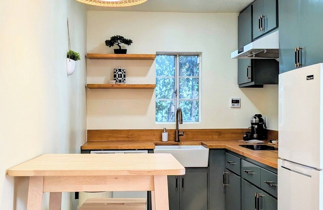 Chic Studio in WestLA