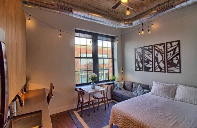 Chic Ultramodern Studio Loft w/ Designer Features