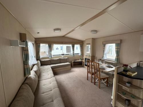 Chichester Lakeside holiday park