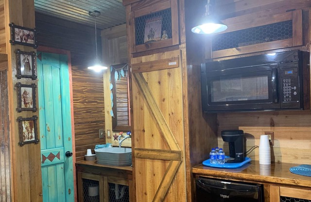 Cabine de luxe de luxe nouvellement construite Explorez les montagnes Wichita Relax & Rewind