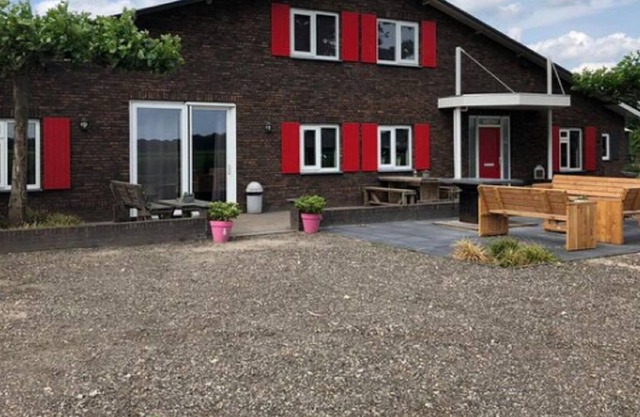 Belle ferme à Venhorst avec un grand jardin