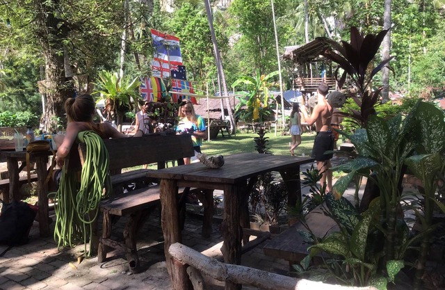 Chill Out Bar and Bungalows