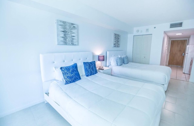 Chill Studio Getaway | Luxury Brickell High Rise