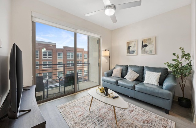 Chill & Tone 1-BR Haven w/King Bed, Sofa Bed, Pool & Gym