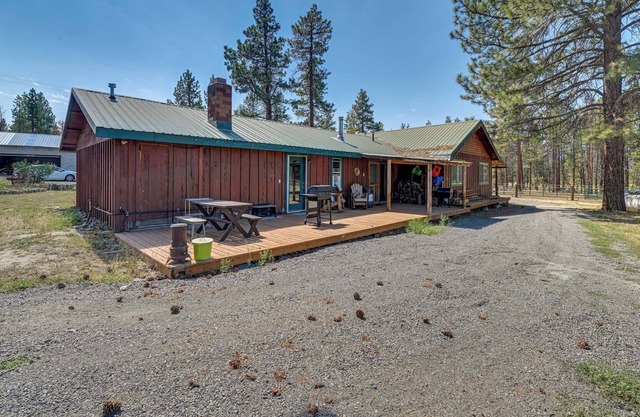 Chiloquin Vacation Rental w/ On-Site Barn!