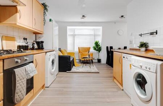 Chique Manchester Abode - Parking - 8mins to City