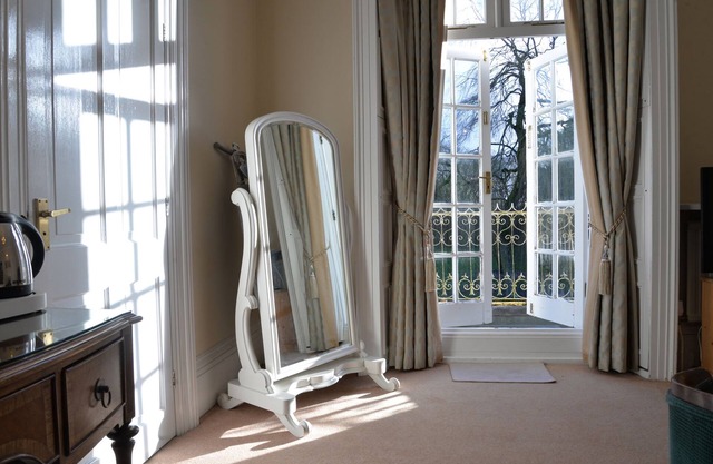 Chiseldon House