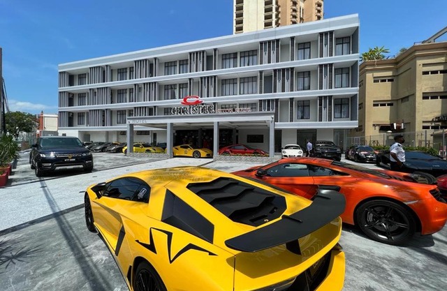 CHRISTEE SUITES HOTEL