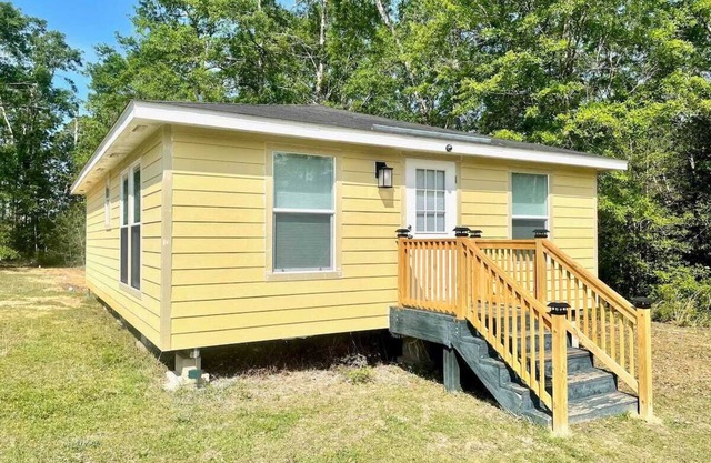 ** ✝️ Christian Retreat ** on 15 acres near Pensacola beach & hiking trails!