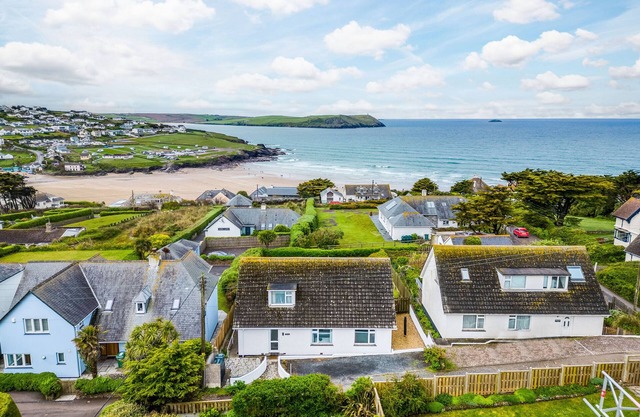 CHY-AN-VAR, family friendly, with a garden in Polzeath