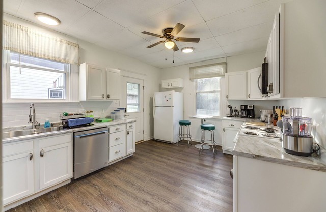 Cincinnati Area Vacation Rental ~ 3 Mi to Downtown