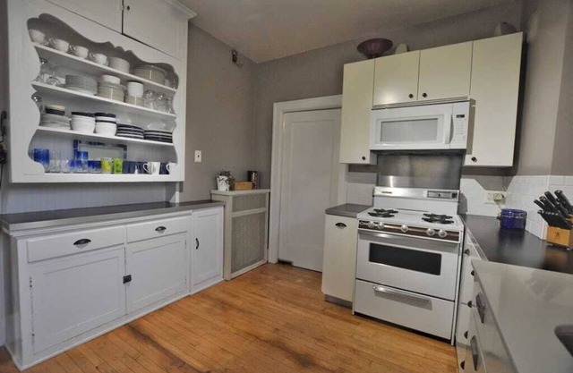 Housepitality- Cincinnati Friends and Family House