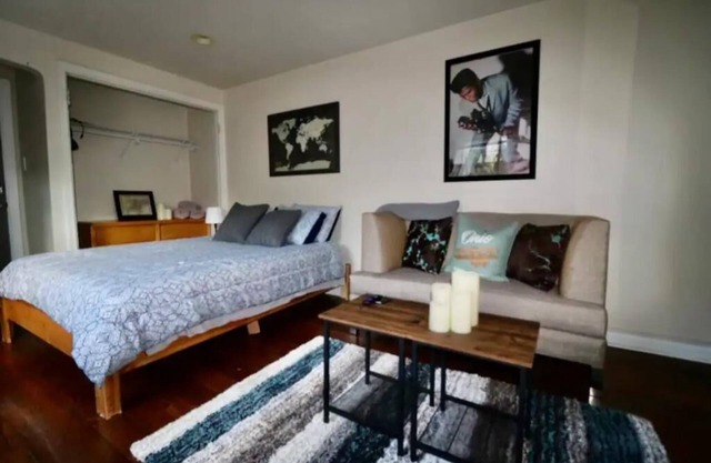 Cincinnati Themed, Historic Big Sky Apartments!