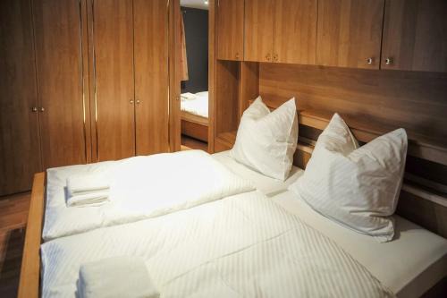 City Apartment 1